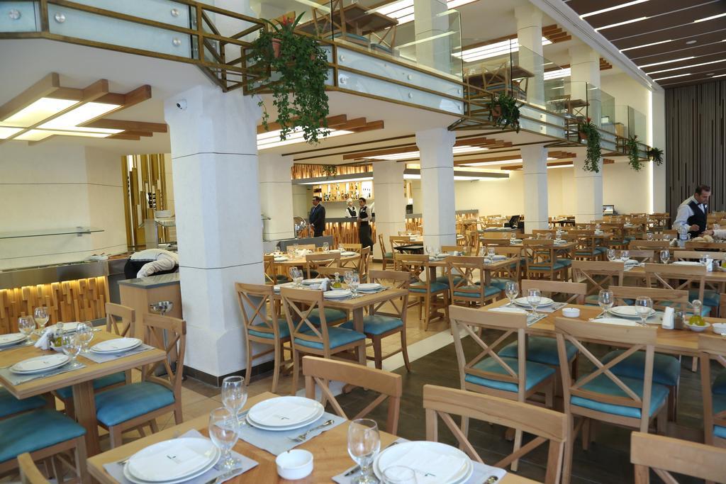 Serenada Golden Palace - Boutique Hotel Beirut Exterior photo